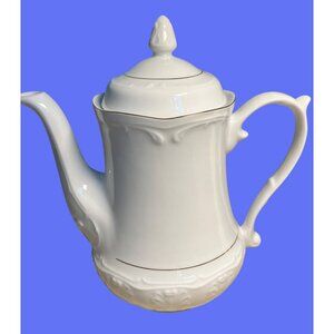 Southington By Baum Golden Rhapsody Fine China White Teapot w/ Gold Color Trim